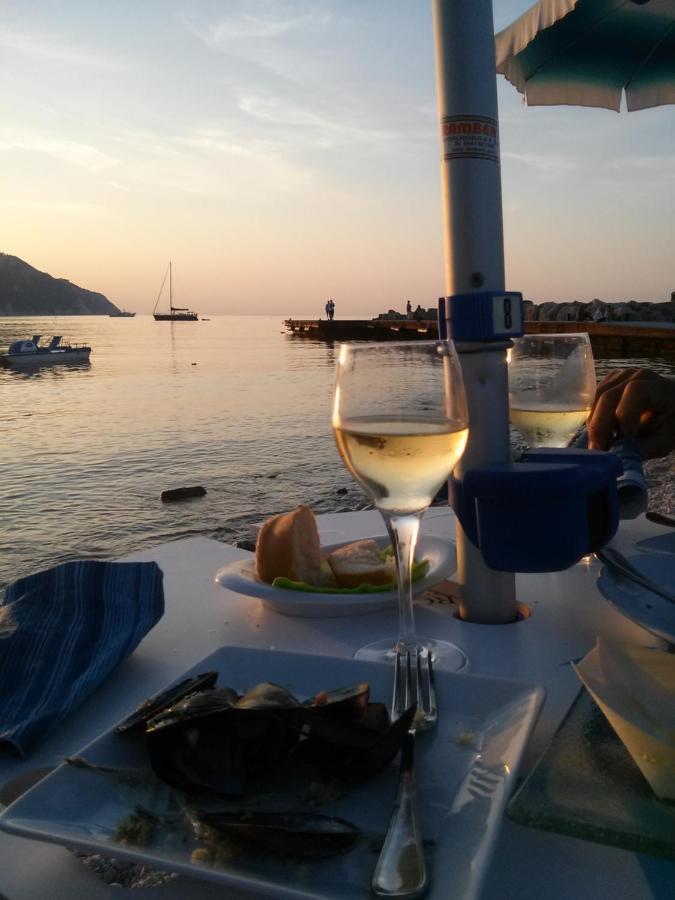 Bed and Breakfast D'Ago48 Ancona Exterior foto